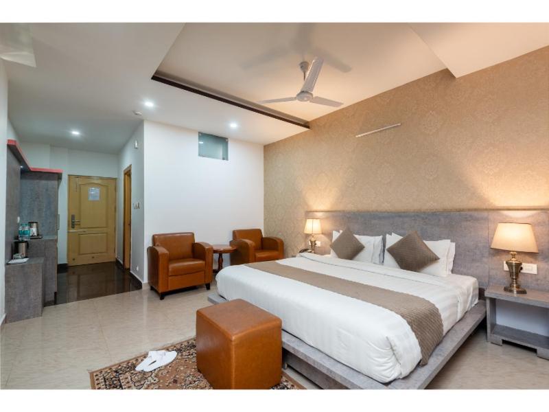 Hotel Shiva Sanctuary By Dls Hotels, Mcleod Ganj Dharamshala Camera foto